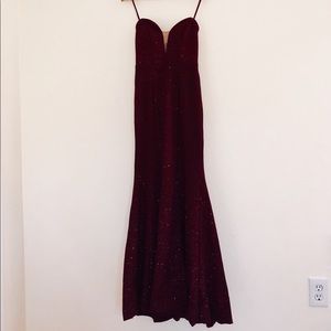 David’s Bridal Strapless Maroon Dress